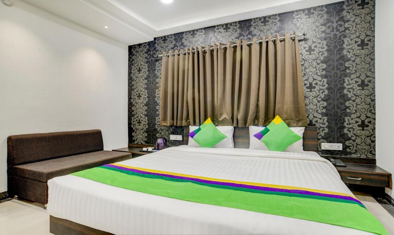 Treebo Grand Euro Pipliyahana Square Индаур Экстерьер фото