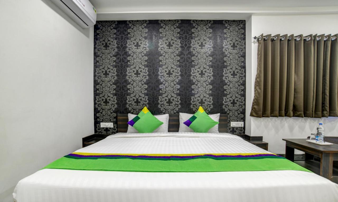 Treebo Grand Euro Pipliyahana Square Индаур Экстерьер фото