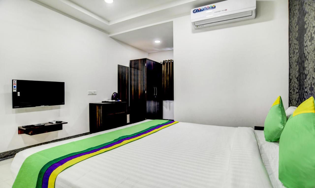 Treebo Grand Euro Pipliyahana Square Индаур Экстерьер фото
