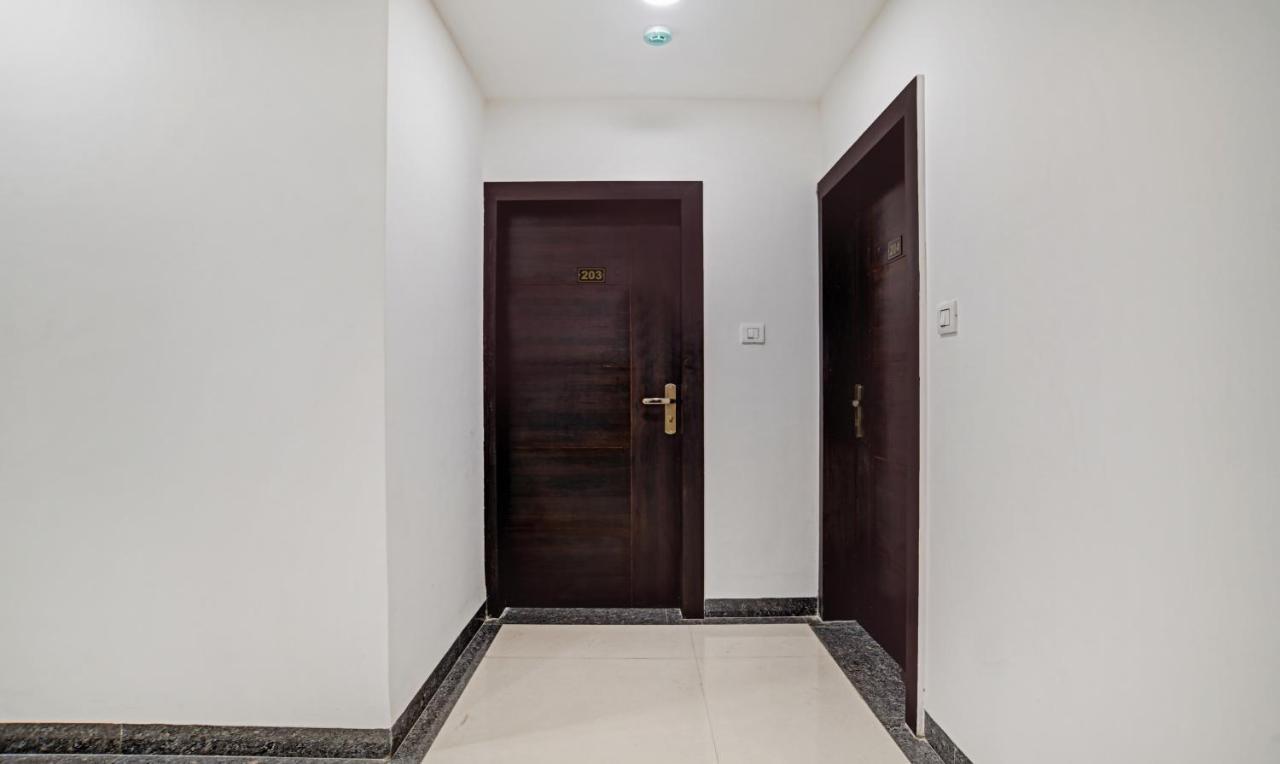 Treebo Grand Euro Pipliyahana Square Индаур Экстерьер фото